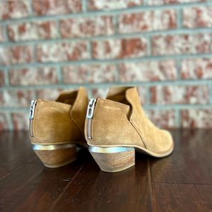 Dolce Vita Tan Ankle Boots